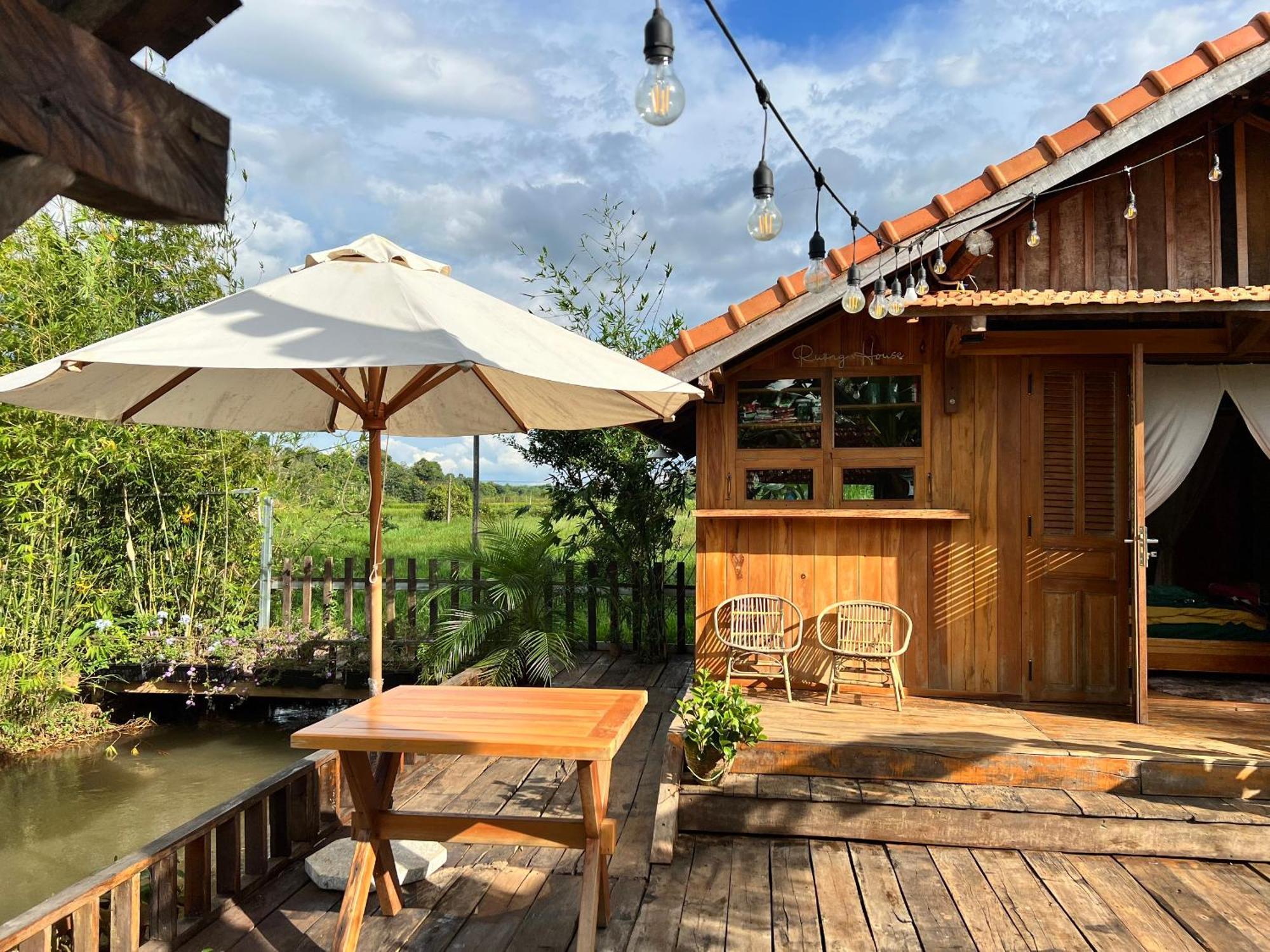 Moc An Nhien Farmstay Pleiku Esterno foto